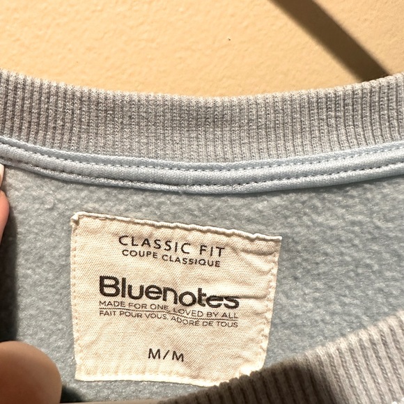 Blue crewneck sweatshirt. Size medium. - Picture 3 of 3